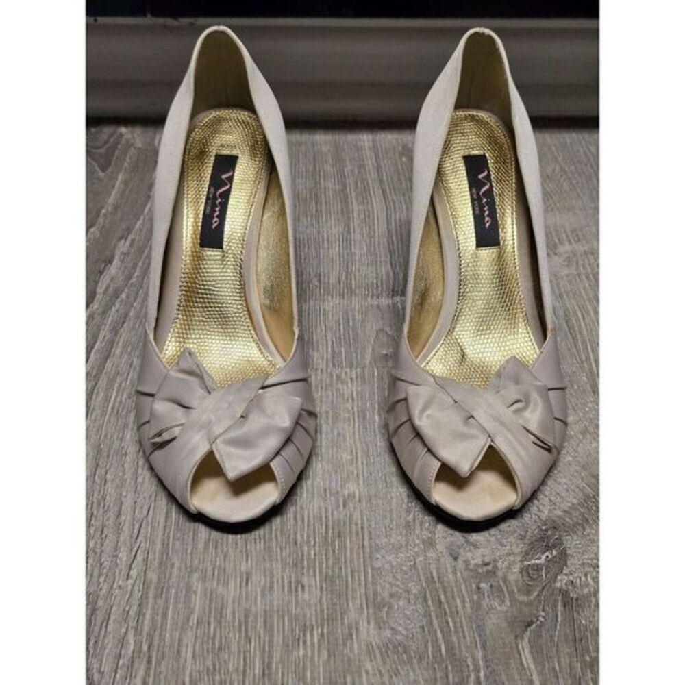 Nina Women's White Satin Open Toe Hard Sole‎ Heels Size 8.5M